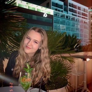 Meet your Posher, Caelan